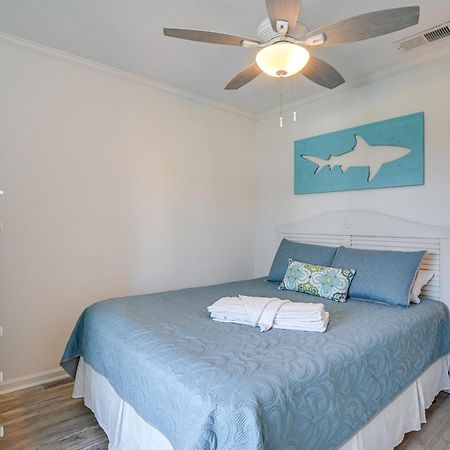 Surfside Beach Escape With Pool - Walk To Ocean! Myrtle Beach Kültér fotó