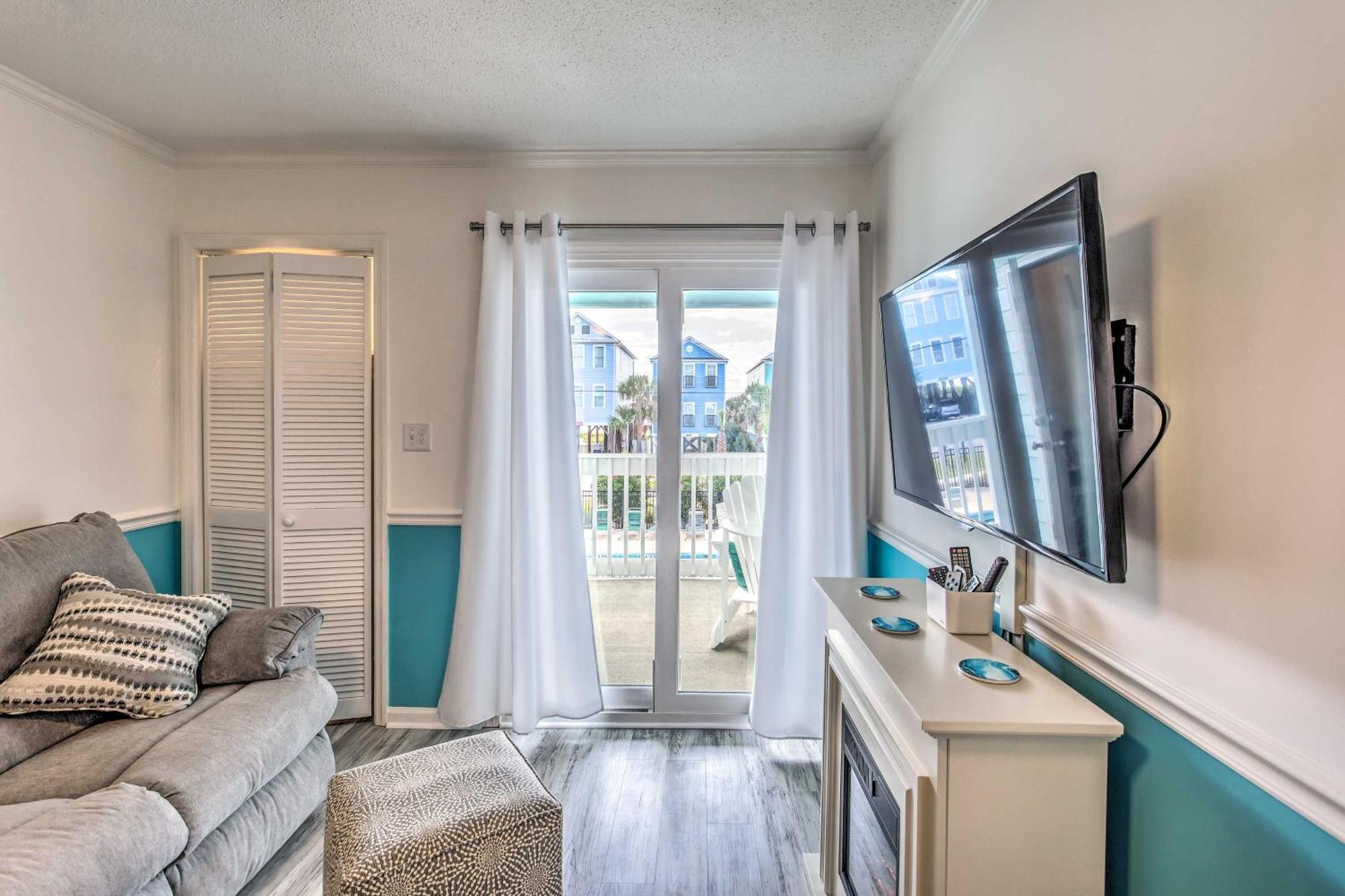 Surfside Beach Escape With Pool - Walk To Ocean! Myrtle Beach Kültér fotó